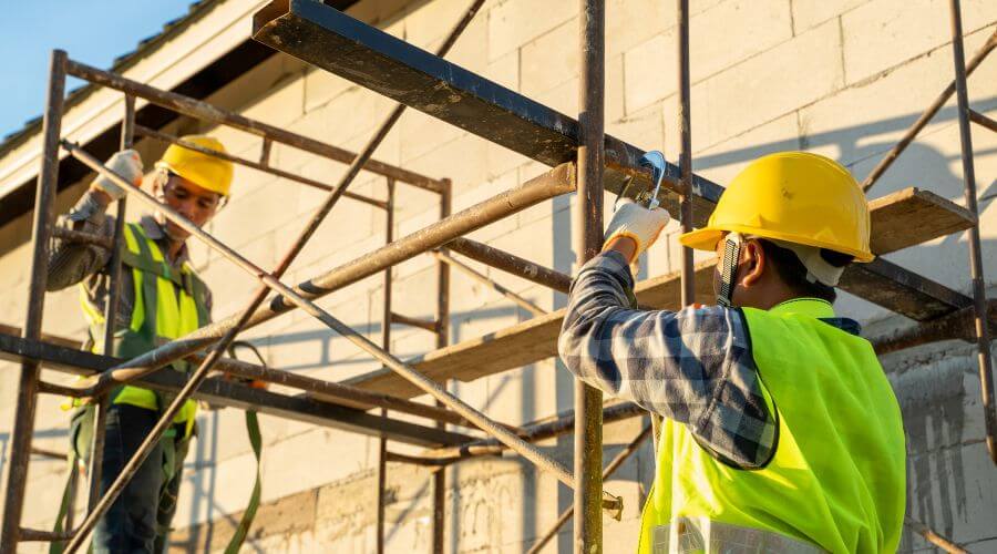 Professional fairlawn roofing services in Encino, TX
